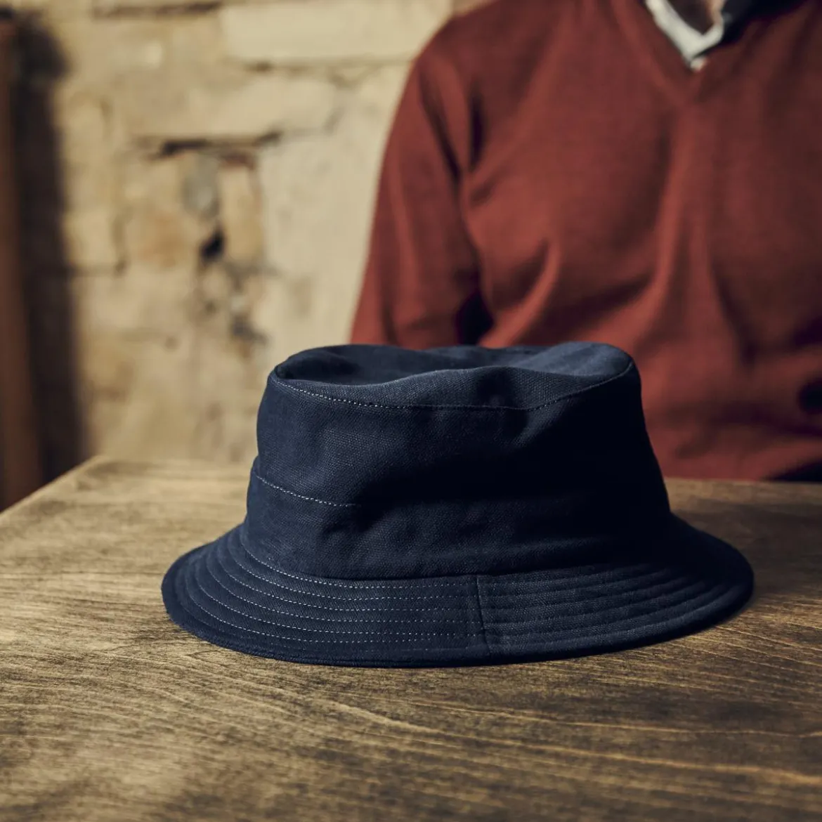 Ciemnogranatowy kapelusz Bucket Hat Giotto Moda