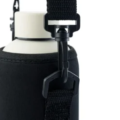 Czarny sportowy pokrowiec na butelkę z neoprenu | 500 ml