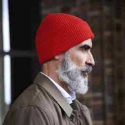 Czerwona lekka beanie z bawełny organicznej Kevin Kite