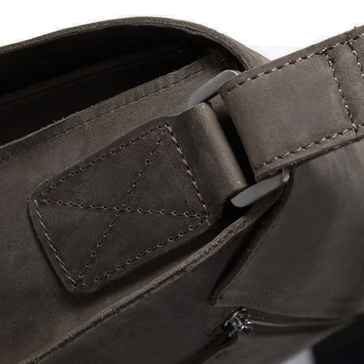 Elegancka skórzana aktówka w kolorze khaki
