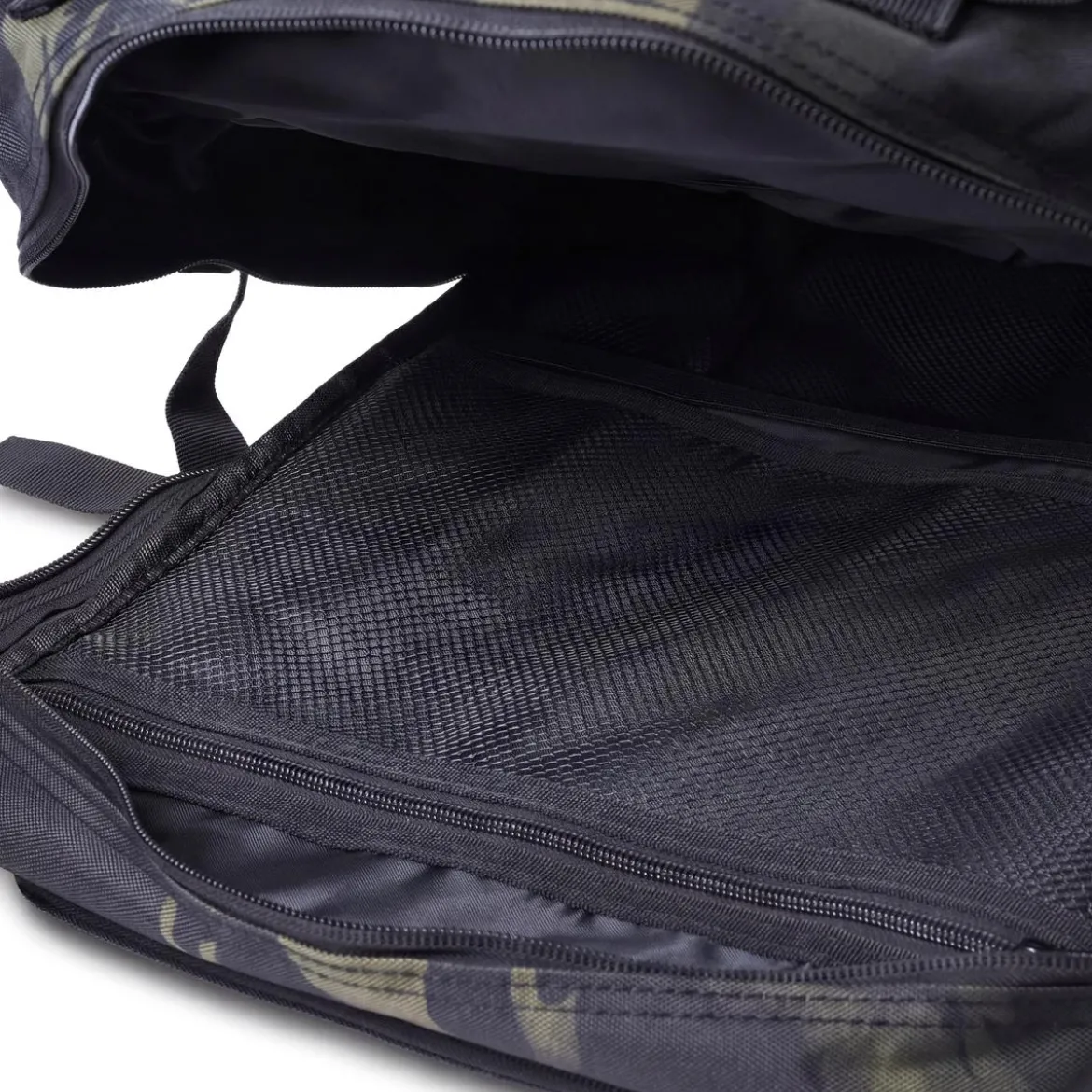 Expedition | Taktyczny plecak 40L w ciemnym kamuflażu z panelem na naszywki