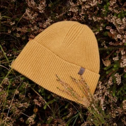 Hiems | Bursztynowo-pomarańczowa czapka beanie z wełny z recyklingu z mankietem