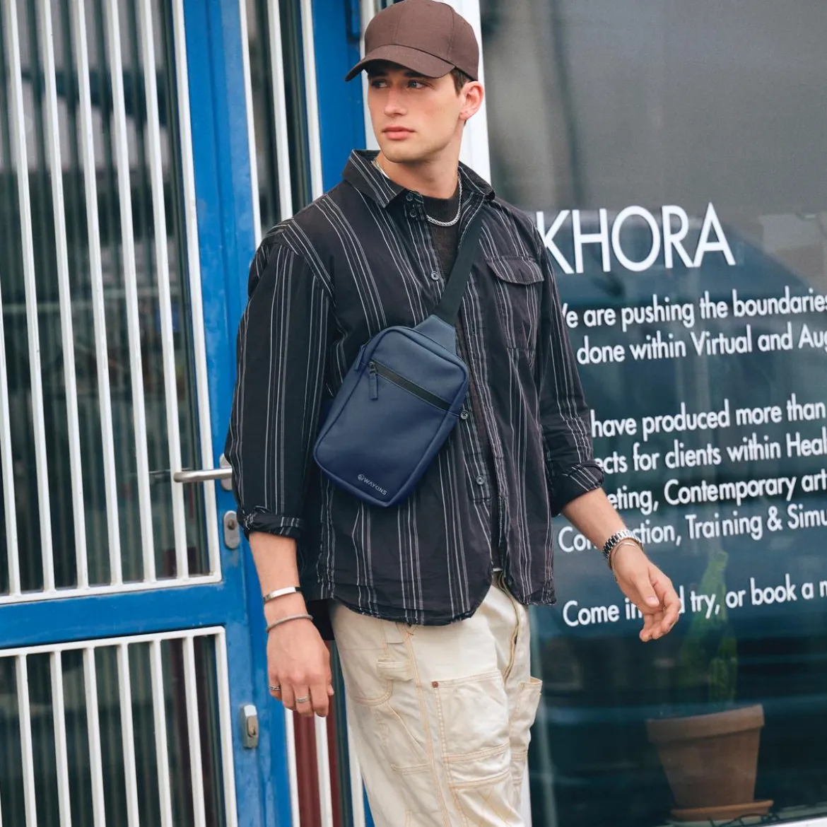 Horizon | Granatowa torba na ramię odporna na zachlapania