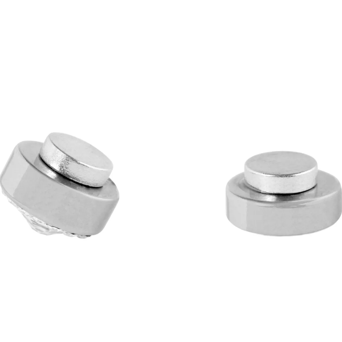 Kolczyk magnetyczny z przezroczystym kryształem 6 mm
