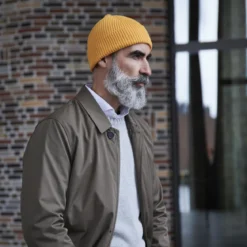 Lekka żółta beanie z bawełny organicznej Kevin Kite