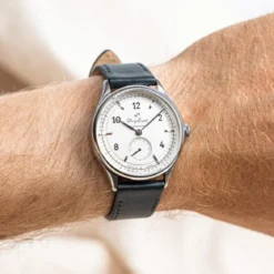 1968 Mechanical | Stal chirurgiczna i biały