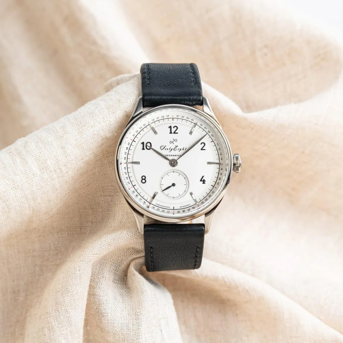 1968 Mechanical | Stal chirurgiczna i biały