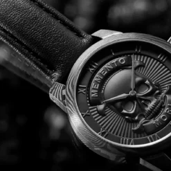 Memento Mori | Zegarek ze stali damasceńskiej z czaszką Memento Mori