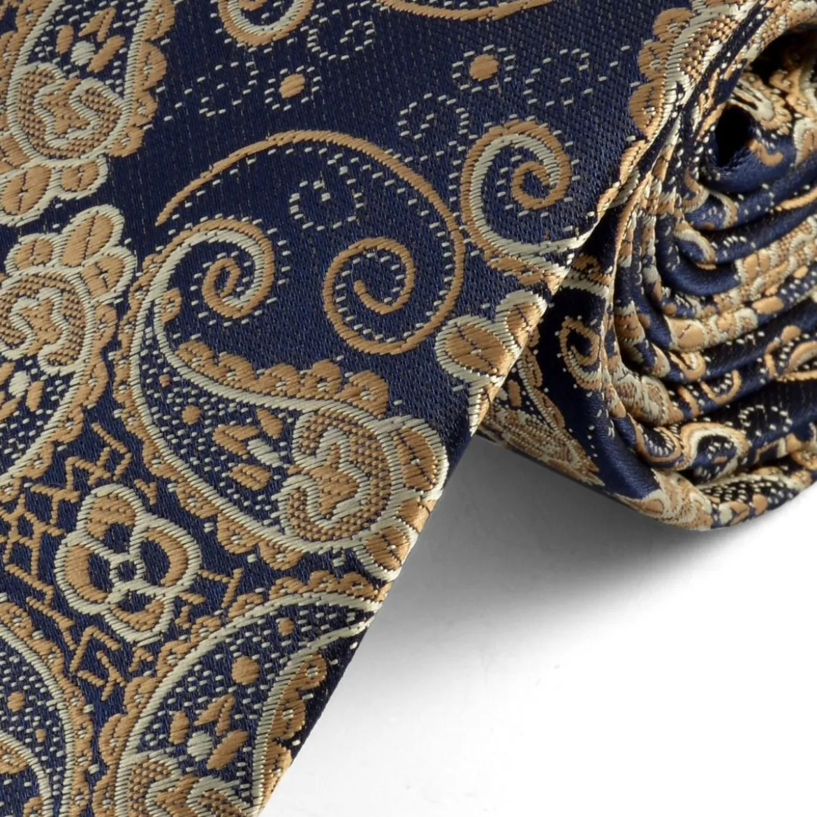 Niebieski krawat paisley