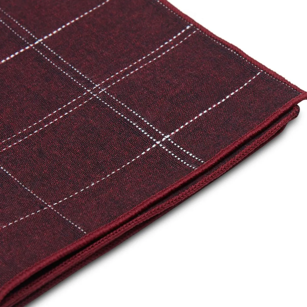Poszetka w kolorze burgundowym ze ściegami