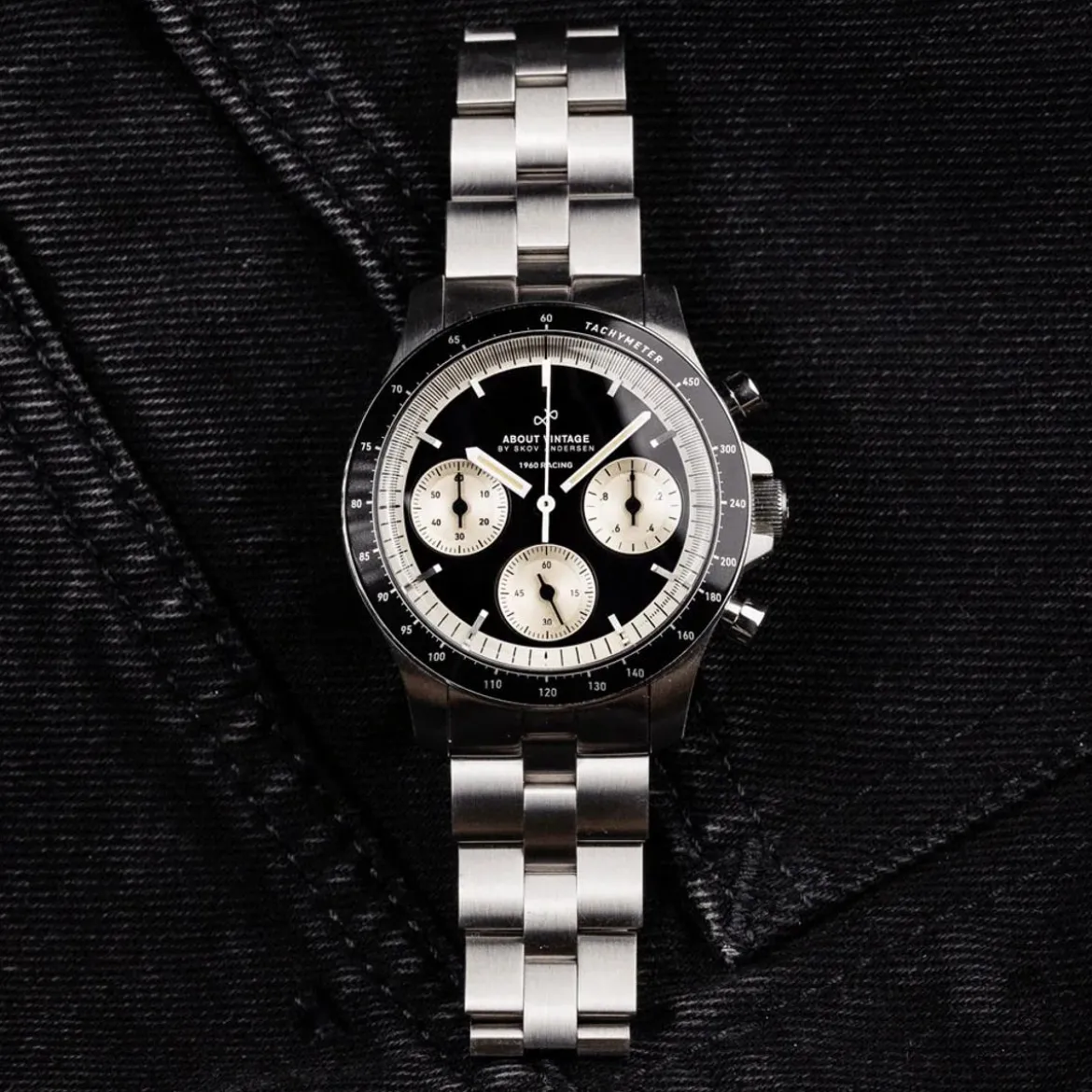 1960 Racing Chronograph | Stal chirurgiczna, czarny i złamana biel