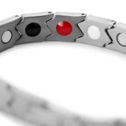 Srebrzysta asymetryczna tytanowa bransoletka magnetyczna