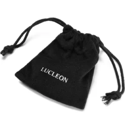 Srebrzysty pierścień Larse Makt