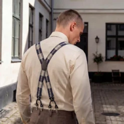 Vexel | Granatowe szelki w kratkę w stylu X