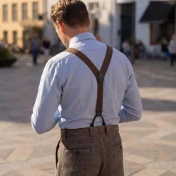 Vexel | Szerokie ciemnobrązowe szelki w stylu X na guziki